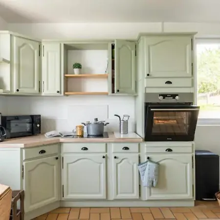 Normandy 'le Papillon' Szálloda 4*