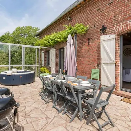 Normandy 'le Papillon' Szálloda 4*